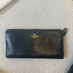 COACH bifold open leather wallet